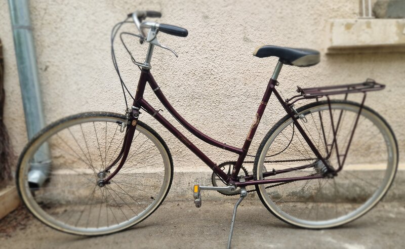 Bicicleta de dama Raleigh Cameo 28