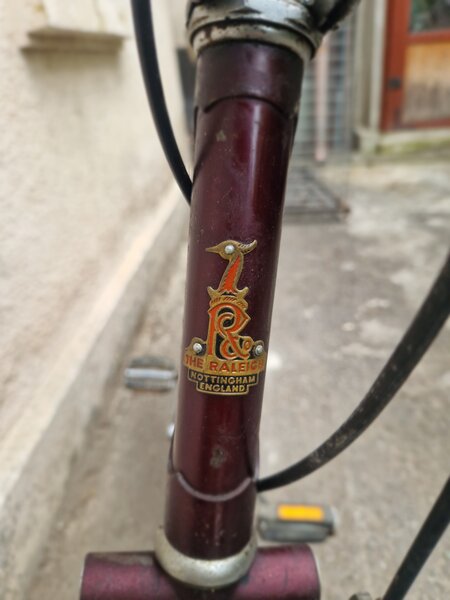 Bicicleta de dama Raleigh Cameo 28